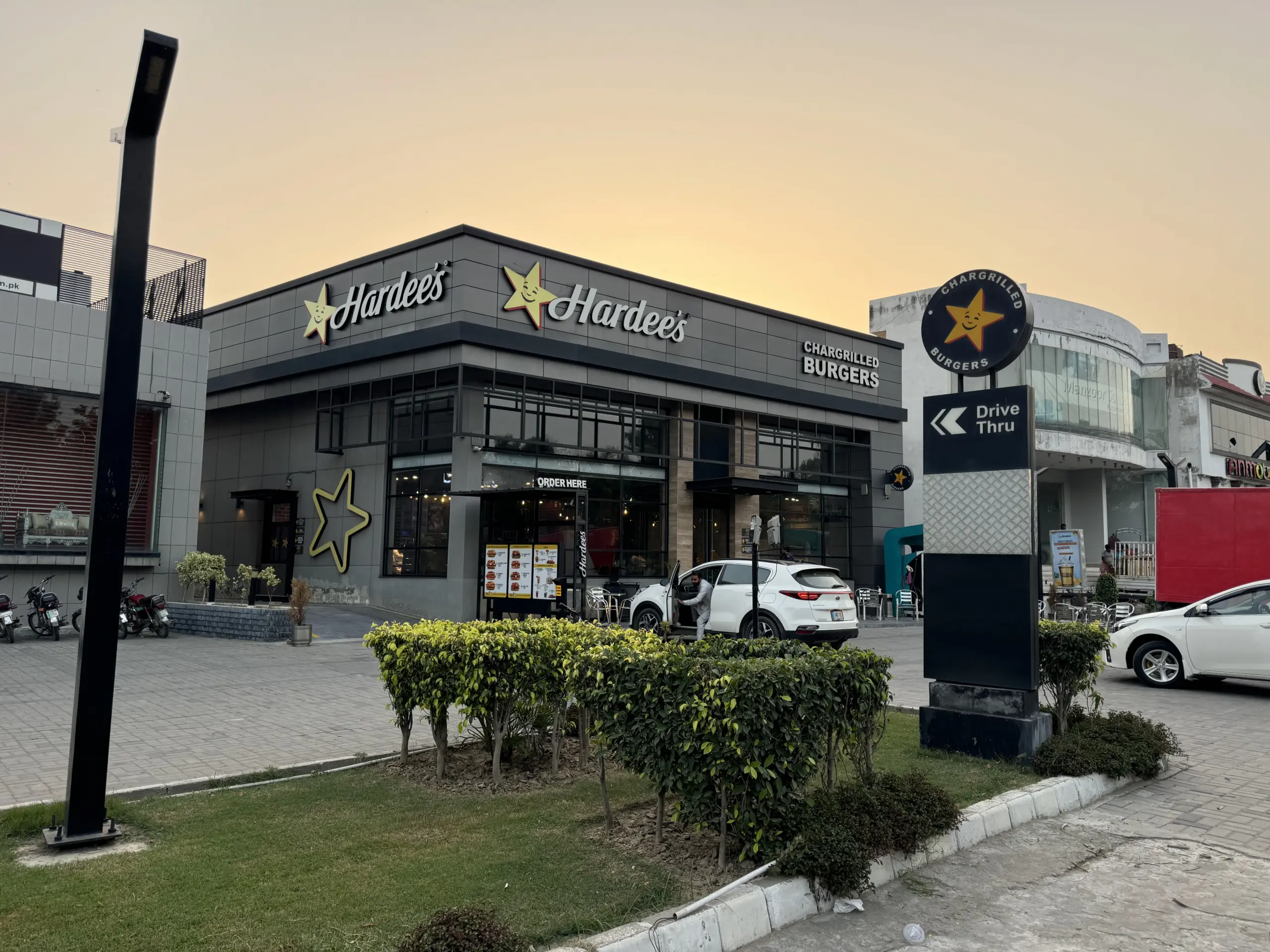 Hardee’s – Gujrat, Pakistan